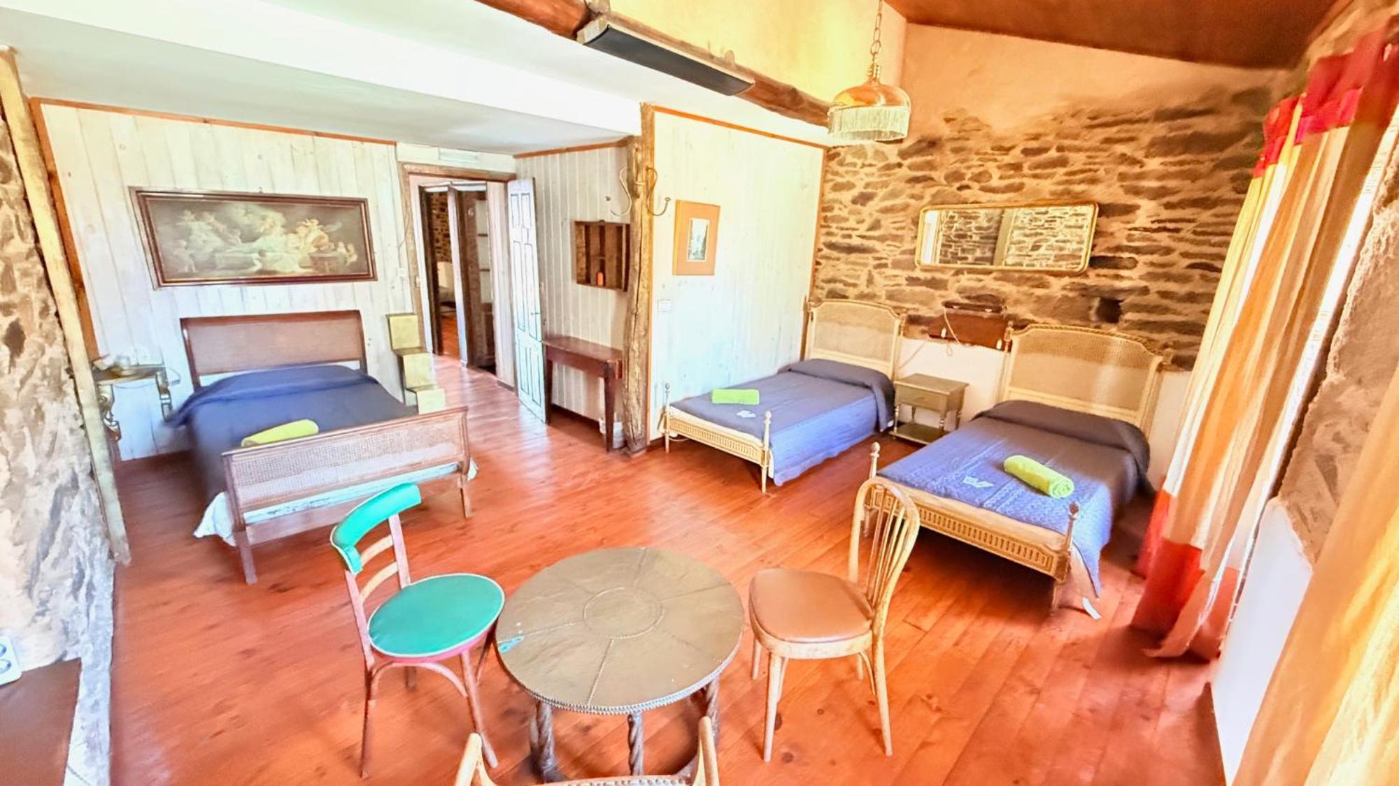 Pension Y Albergue Matias Locanda Sarria Εξωτερικό φωτογραφία