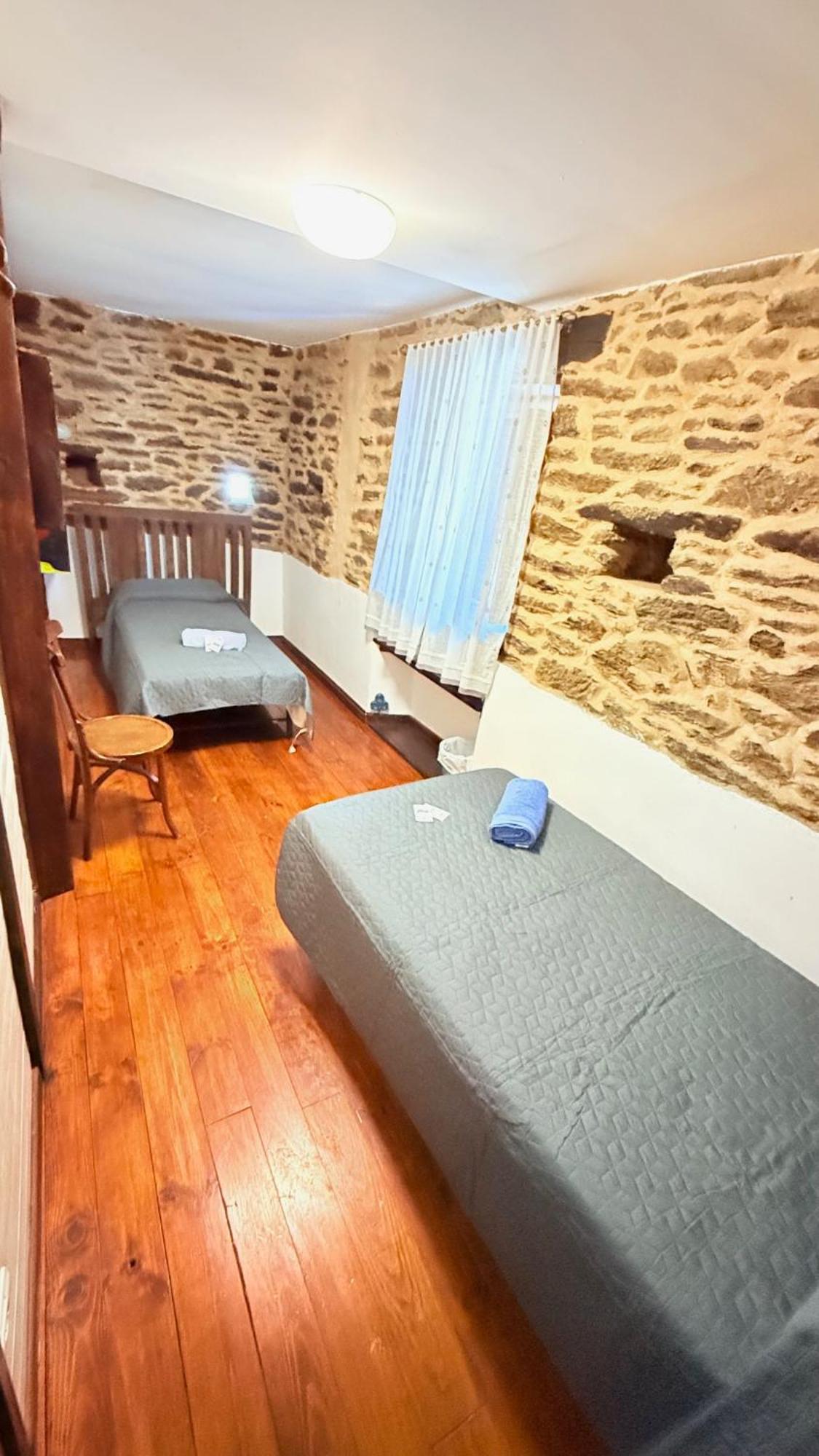 Pension Y Albergue Matias Locanda Sarria Εξωτερικό φωτογραφία