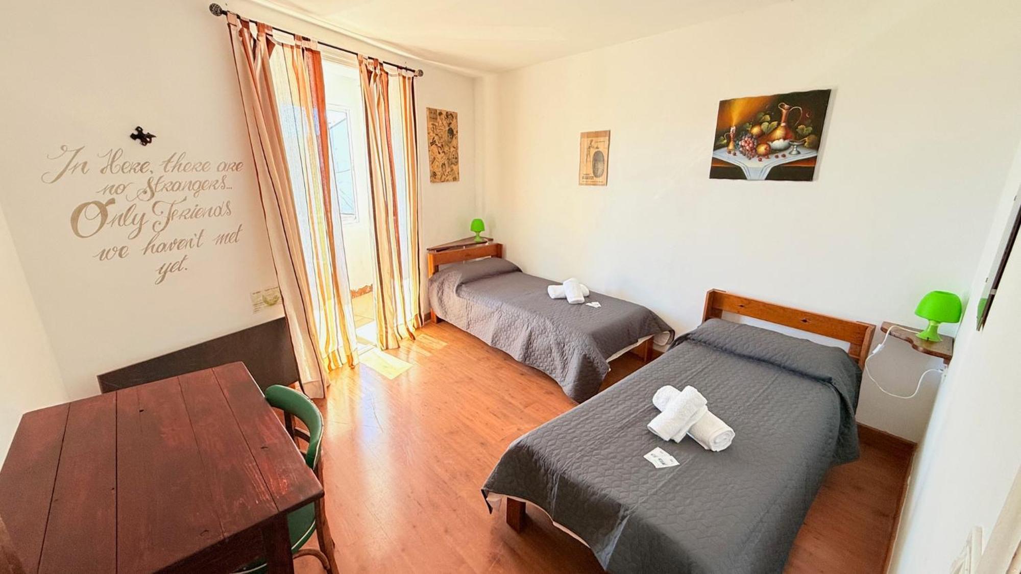 Pension Y Albergue Matias Locanda Sarria Εξωτερικό φωτογραφία